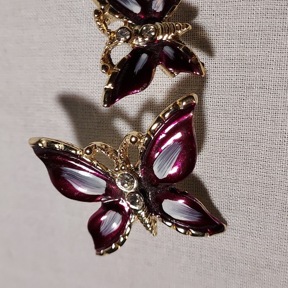 Butterfly Set of Two Pins Purple Wings Butterfly - Picture 2 of 6